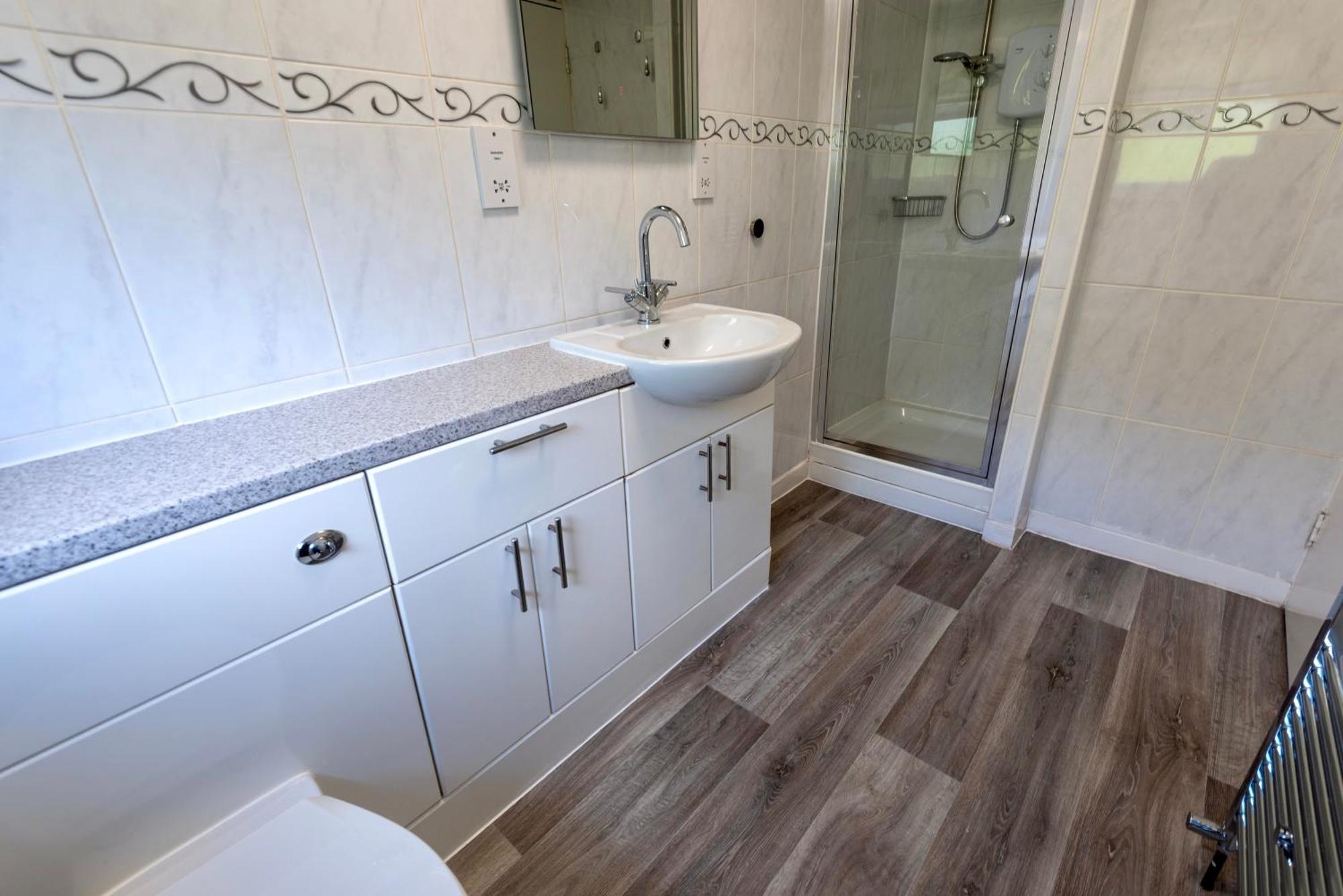 Single Room In Brand New 5 Bedroom Home BW Room 2 Solihull Exteriör bild