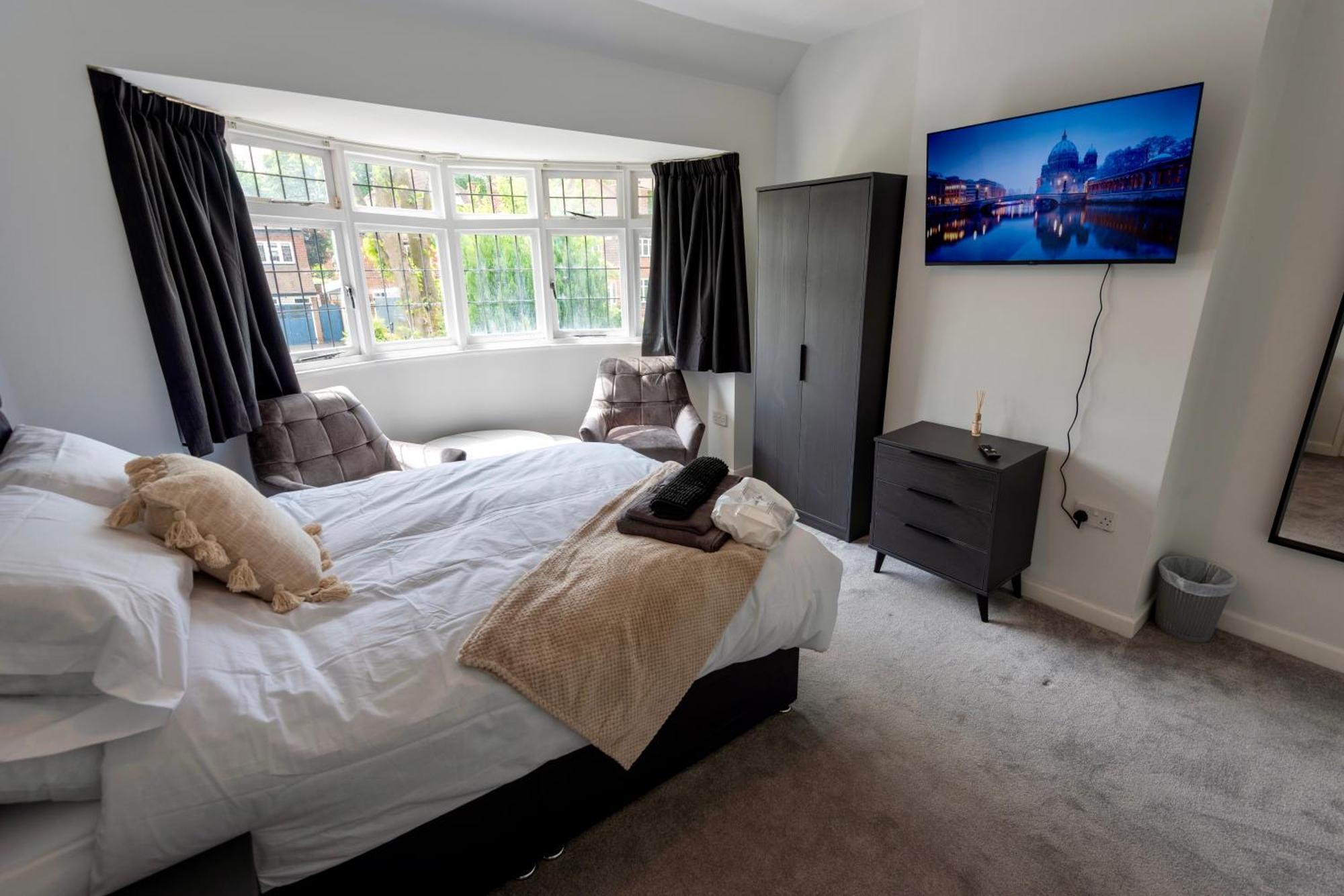 Single Room In Brand New 5 Bedroom Home BW Room 2 Solihull Exteriör bild