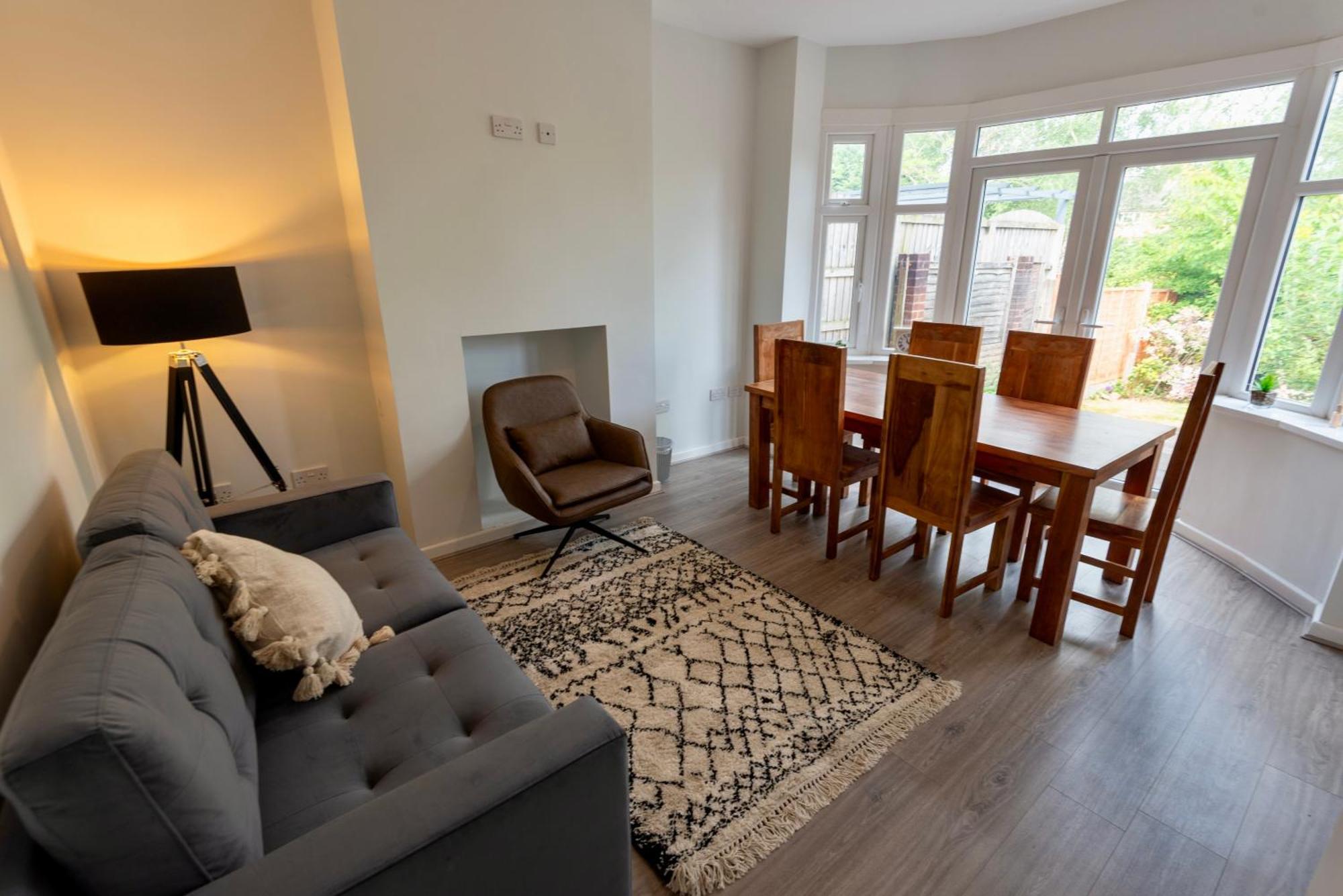 Single Room In Brand New 5 Bedroom Home BW Room 2 Solihull Exteriör bild